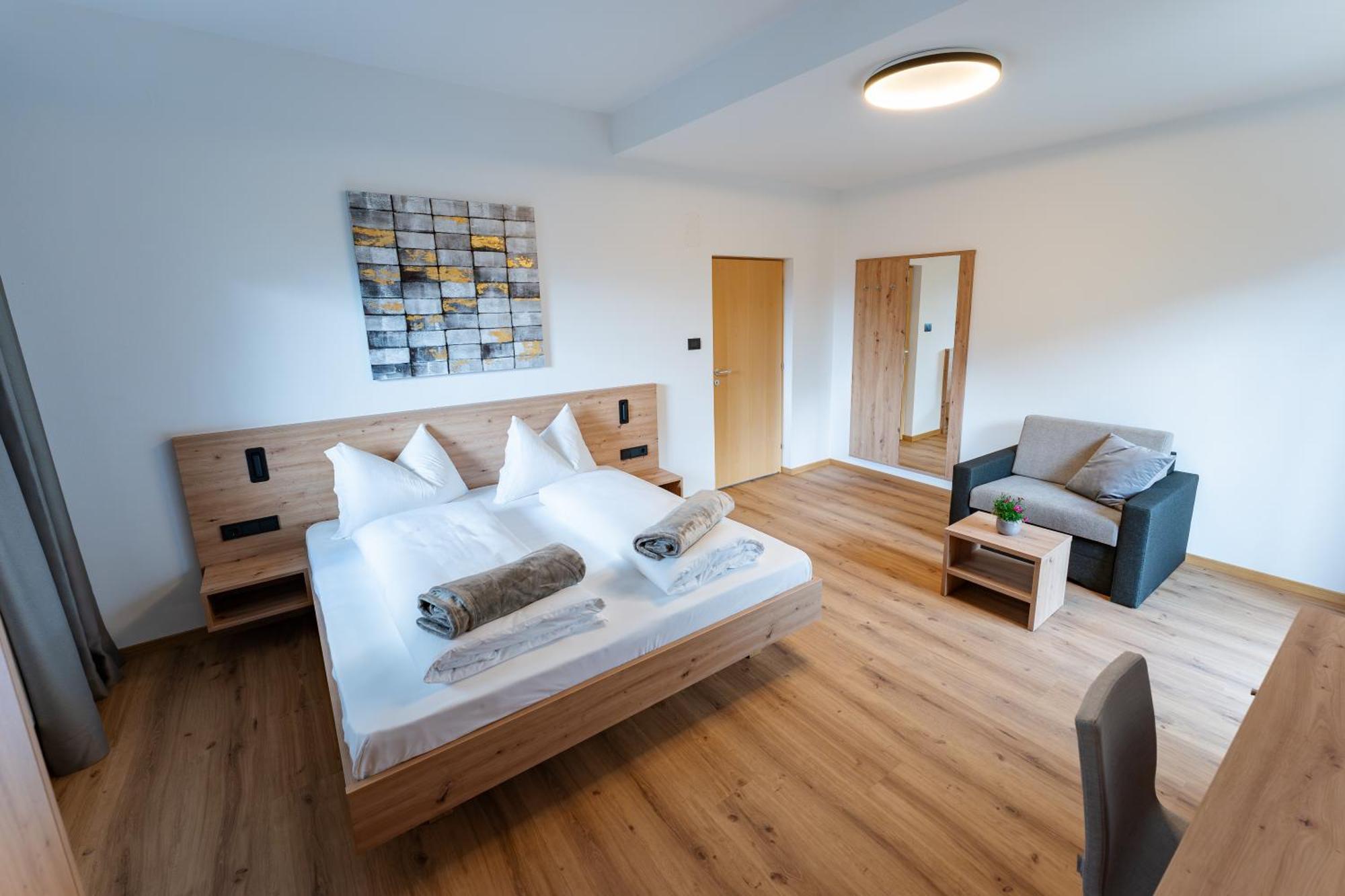 Self Service Hotel Schnalser Hof Naturns Quarto foto