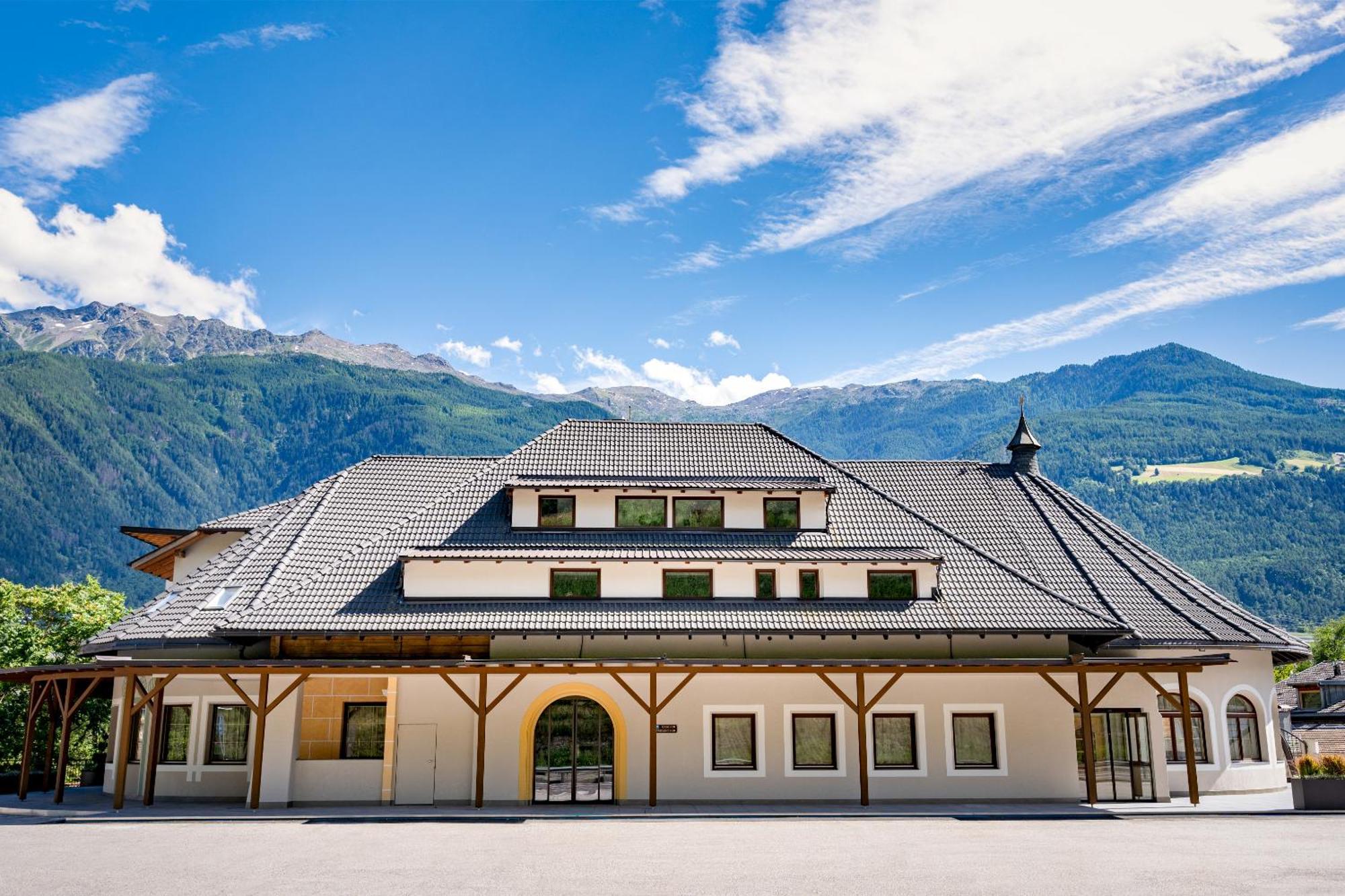 Self Service Hotel Schnalser Hof Naturns Exterior foto