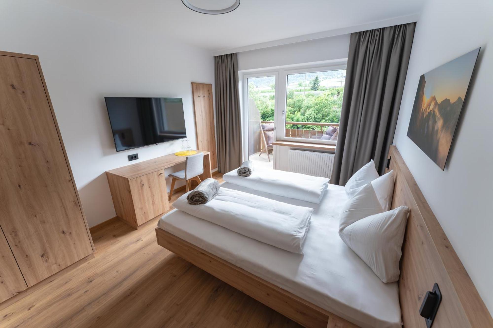 Self Service Hotel Schnalser Hof Naturns Quarto foto
